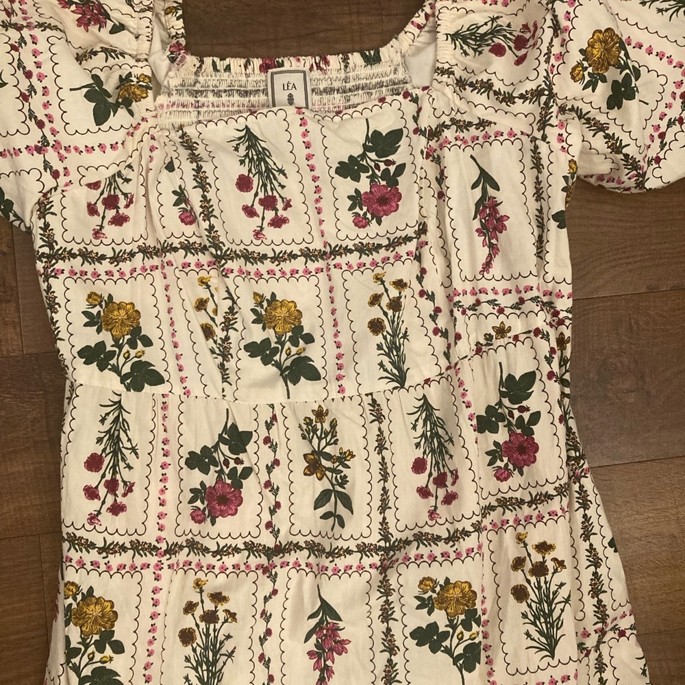 LEA Floral Tiered Maxi Dress Flower Seed Packet Smocked NWOT Puff Sleeve Plus 1X - Picture 2 of 13